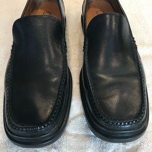 Men’s Cole Haan Santa Barbara slip on loafer.